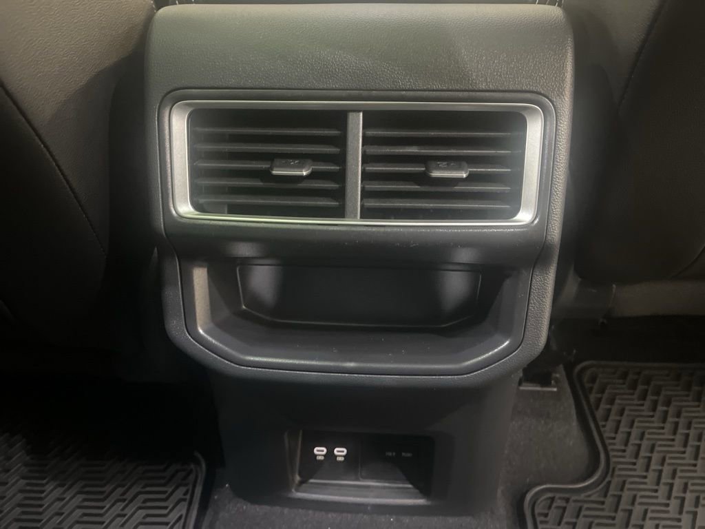 New 2026 Volkswagen Atlas Cross Sport SE AWD/4WD image 35