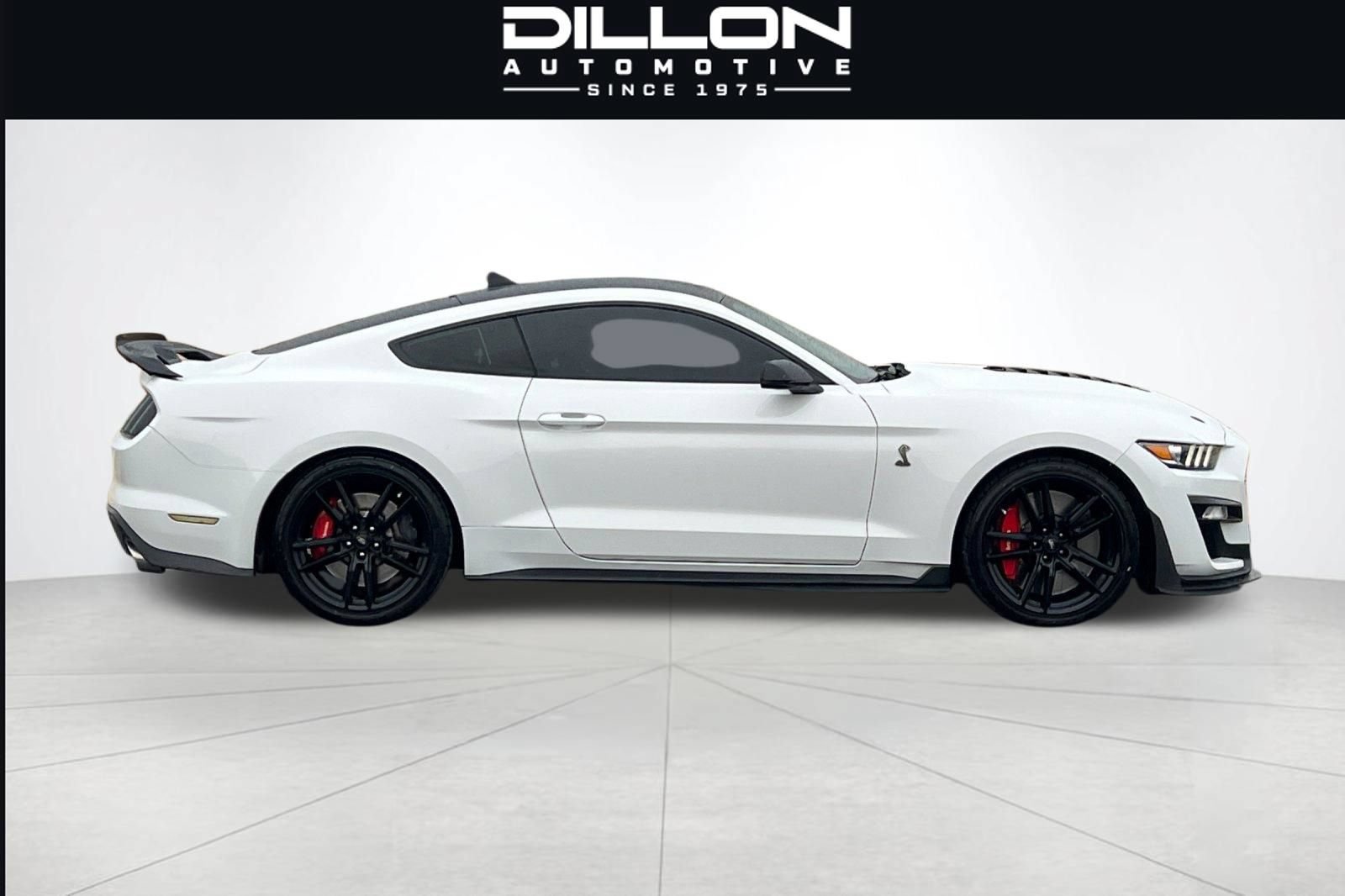 Used 2020 Ford Mustang Shelby GT500 w/ Technology Package RWD image 3