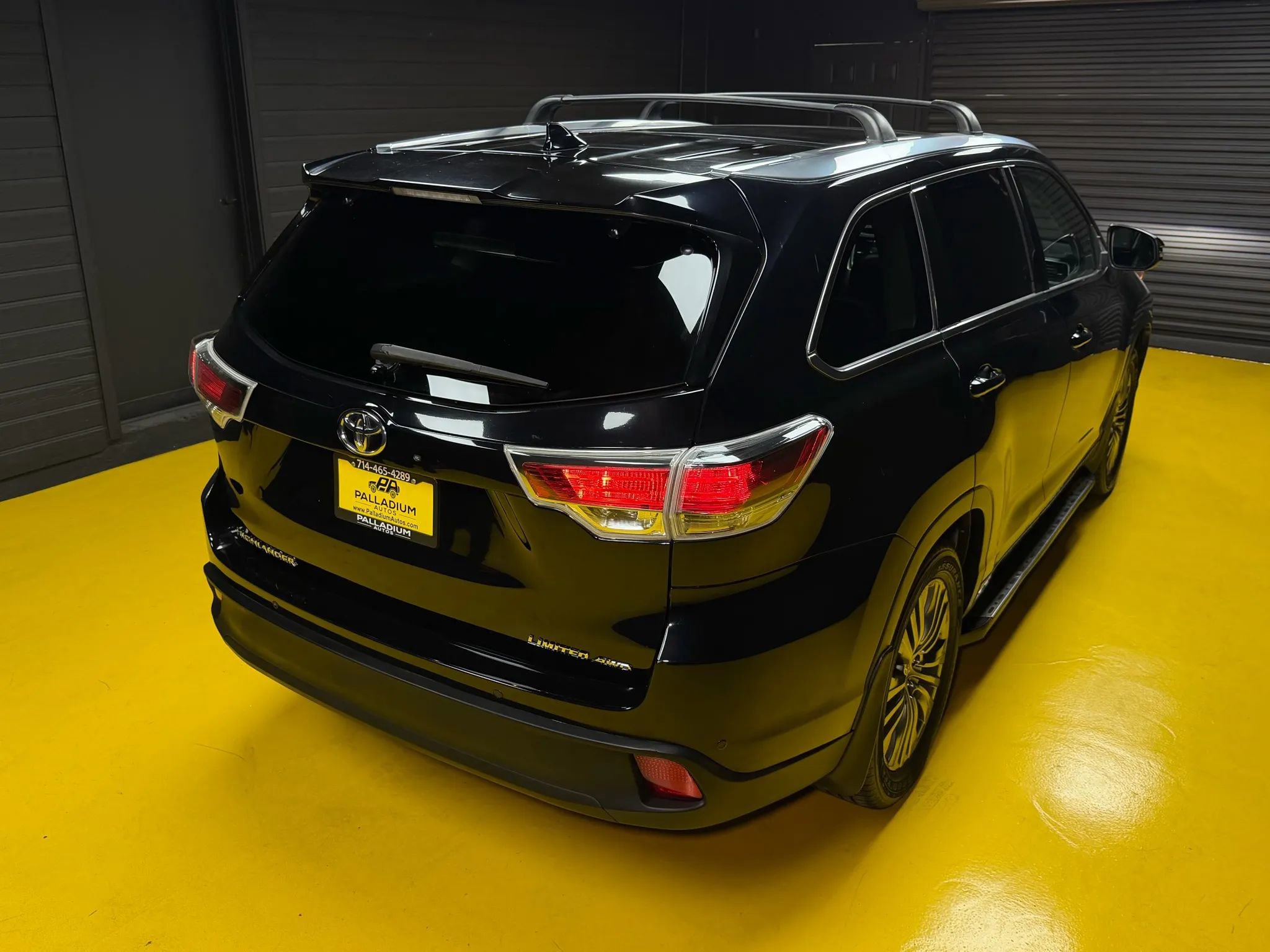 Used 2015 Toyota Highlander Limited Platinum image 56