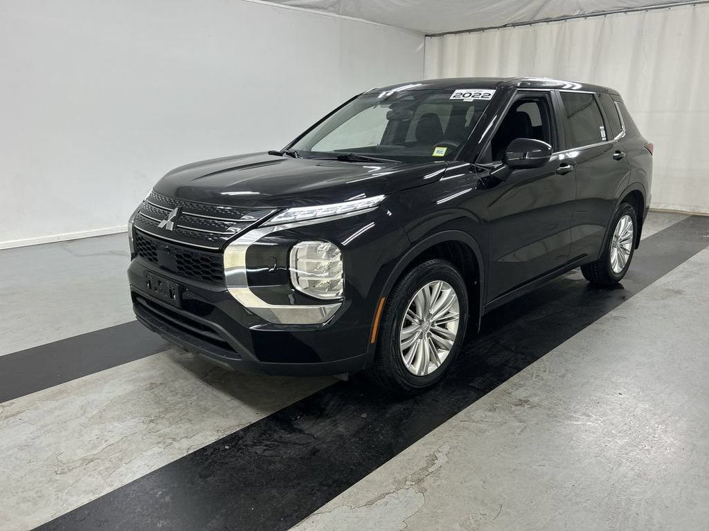 Used 2022 Mitsubishi Outlander ES AWD/4WD image 5
