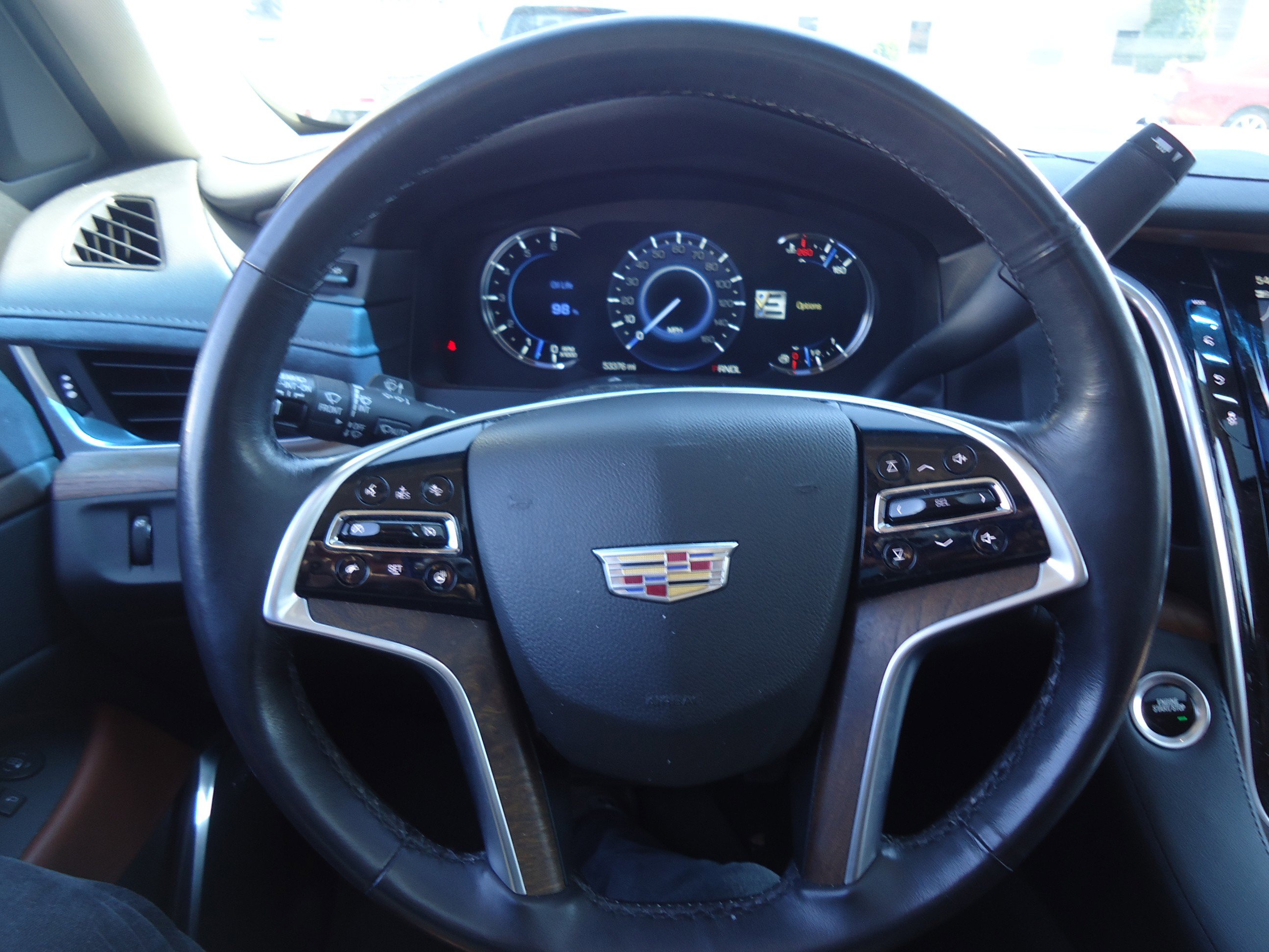 Used 2019 Cadillac Escalade Premium Luxury image 12