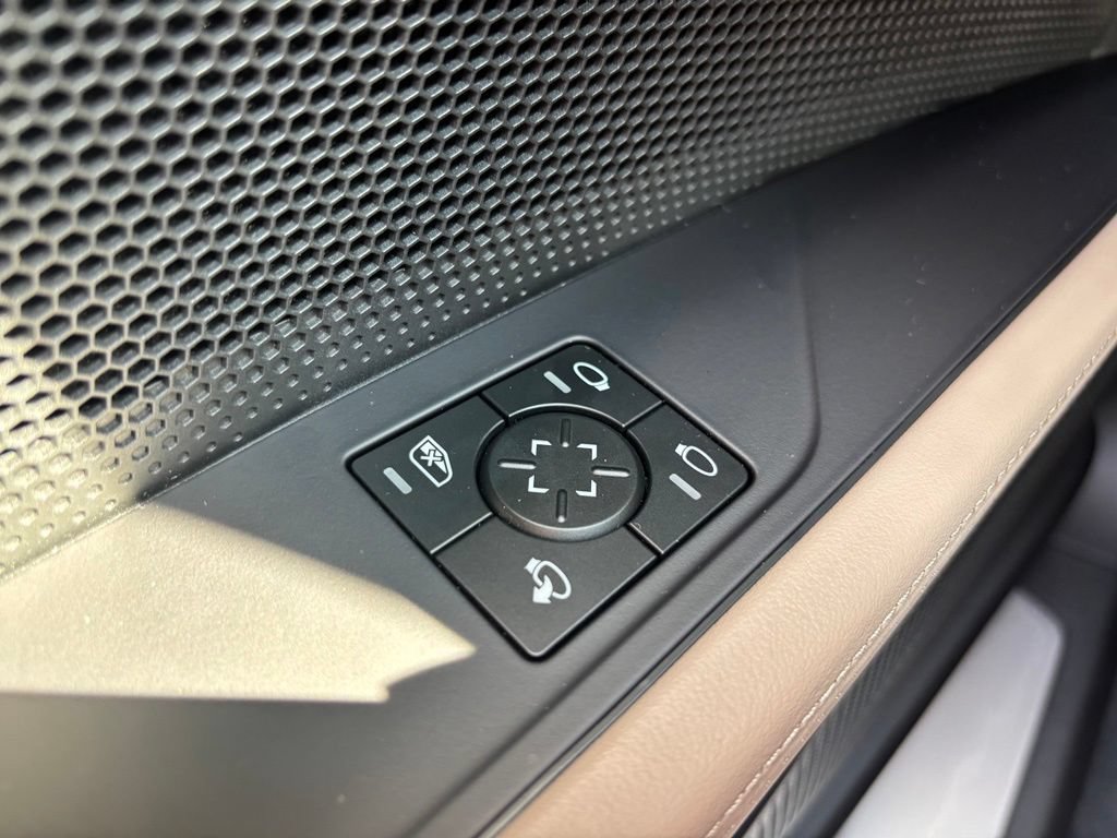 New 2026 Porsche Cayenne Electric AWD/4WD image 29