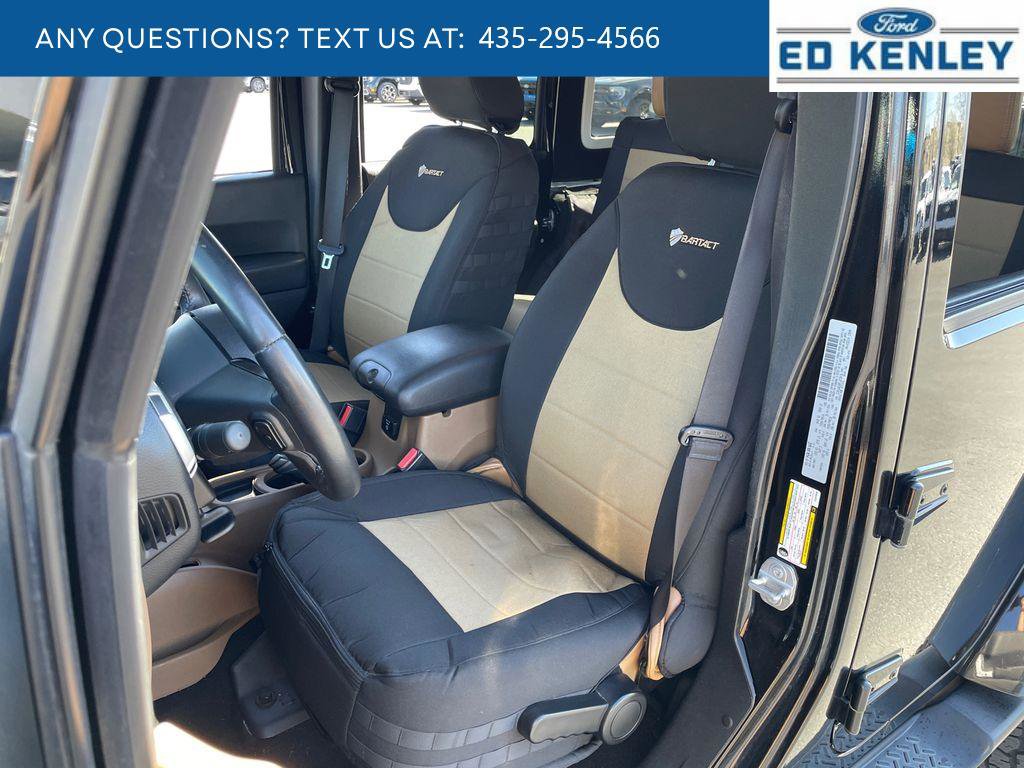 Used 2015 Jeep Wrangler Unlimited Sahara w/ Dual Top Group image 3