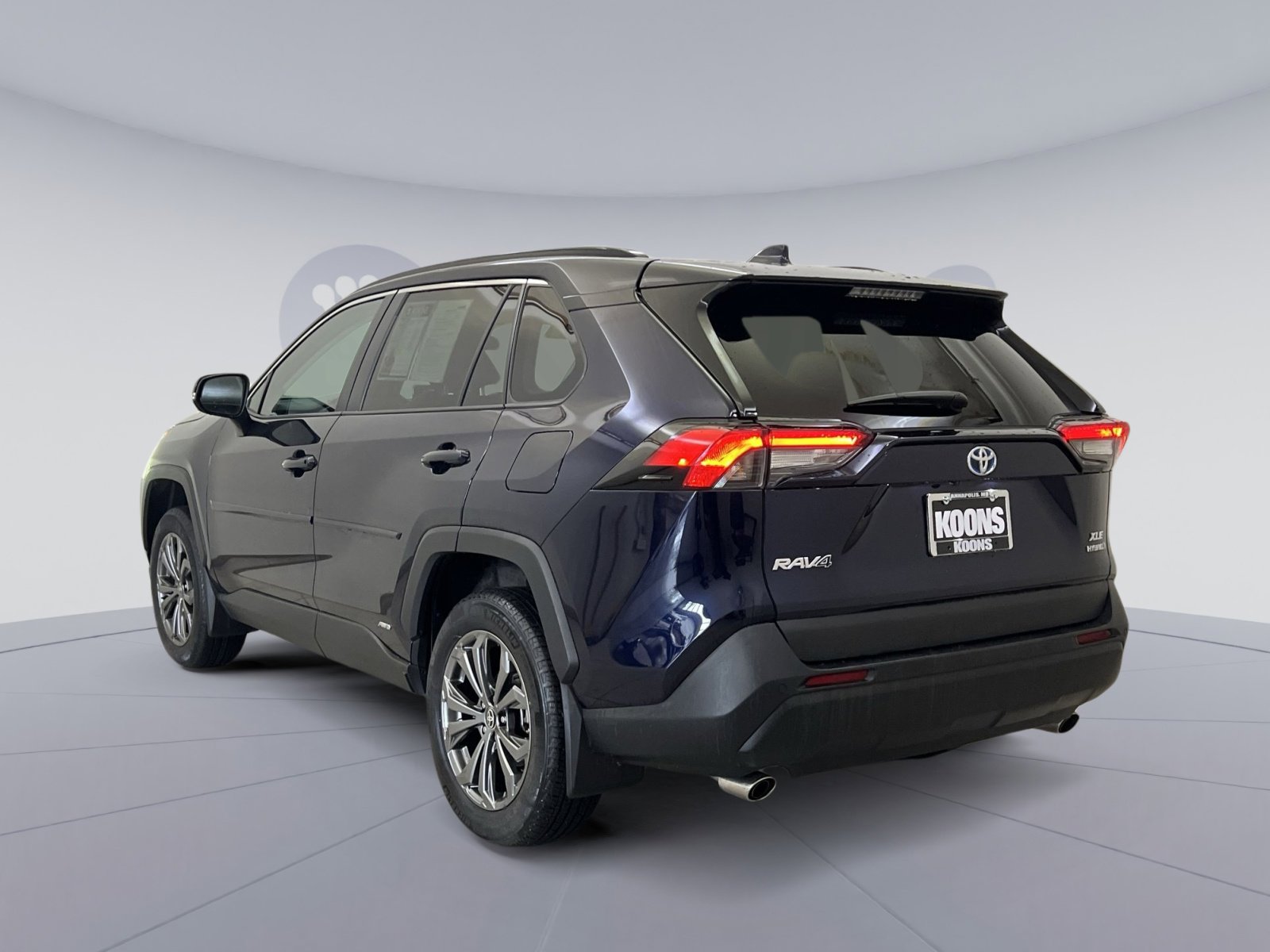 Used 2024 Toyota RAV4 XLE Premium w/ Weather Package AWD/4WD image 7