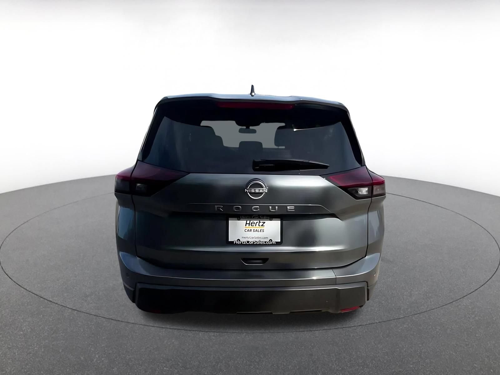 Used 2025 Nissan Rogue SV FWD image 12