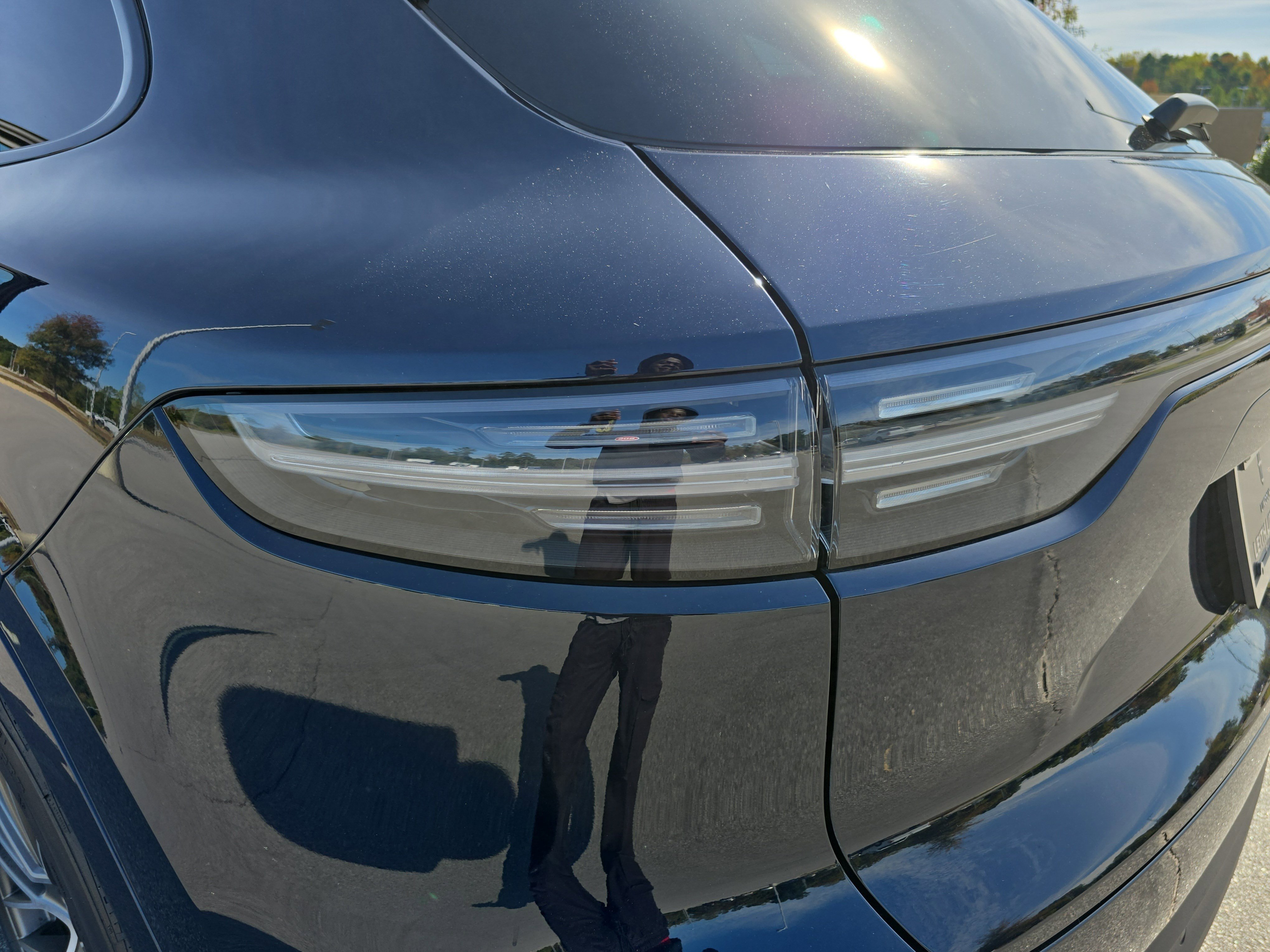 Used 2022 Porsche Cayenne S image 33