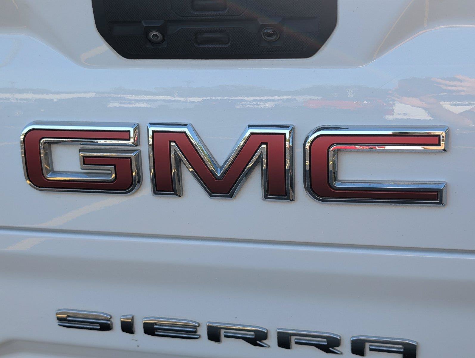 Used 2022 GMC Sierra 1500 SLT AWD/4WD image 6