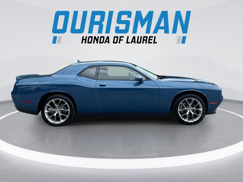Used 2021 Dodge Challenger SXT w/ Plus Package RWD image 9