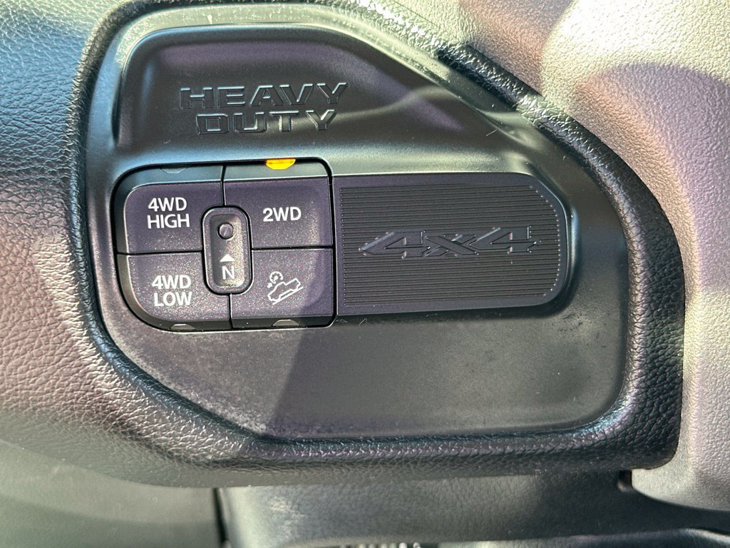 Used 2020 RAM 2500 Big Horn w/ Level 1 Equipment Group AWD/4WD image 36