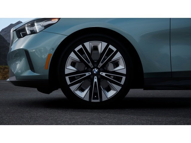 New 2027 BMW 530i xDrive w/ Premium Package AWD/4WD image 7