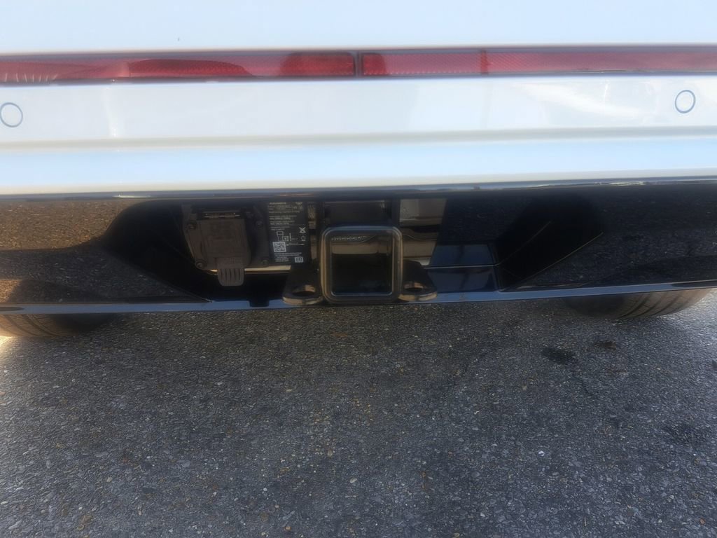 Used 2025 Volkswagen Atlas SEL Premium R-Line image 30