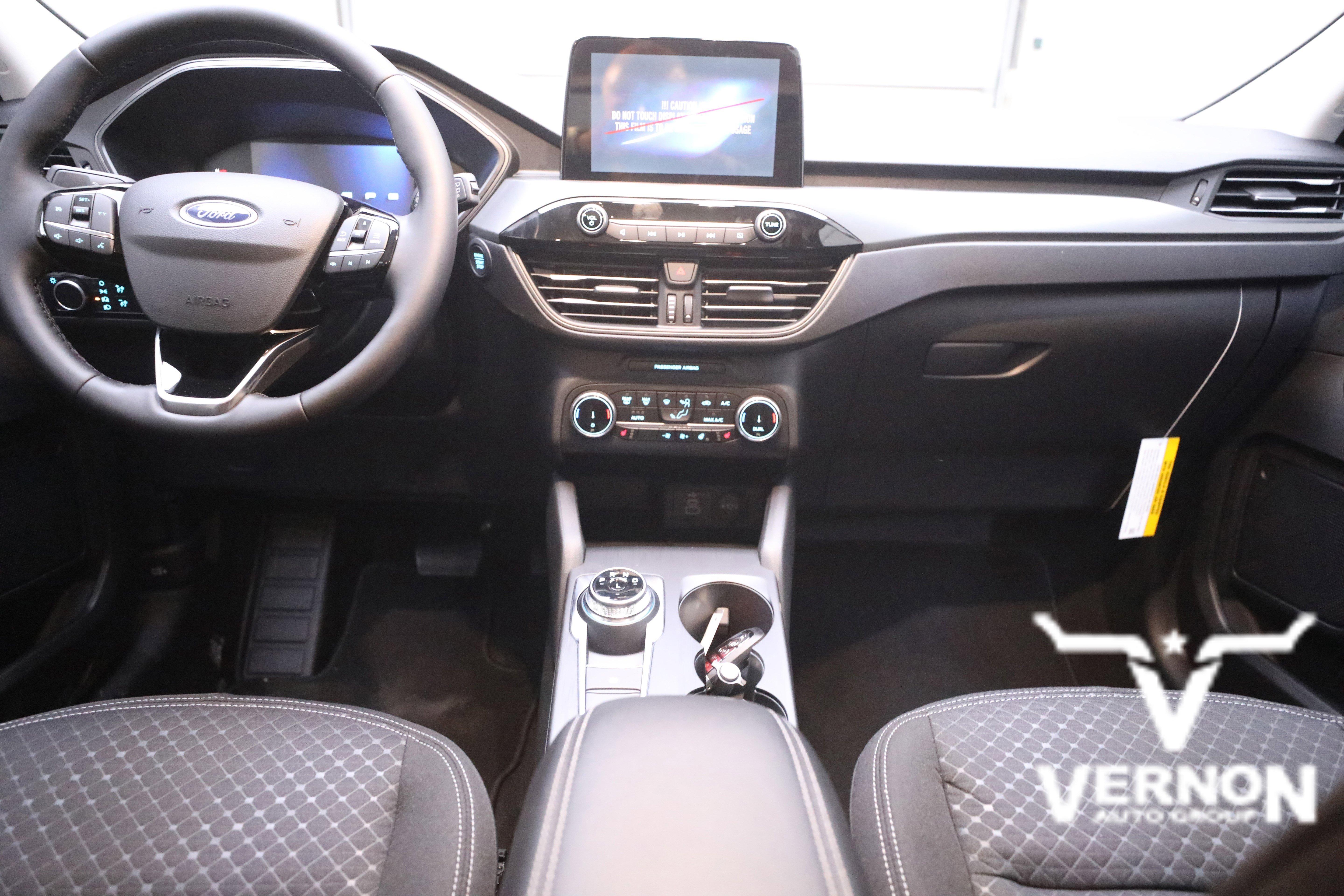 New 2025 Ford Escape Active w/ Cold Weather Package image 13