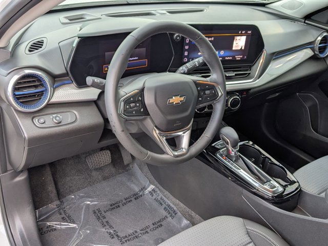 Used 2024 Chevrolet Trax LT w/ Driver Confidence Package image 10