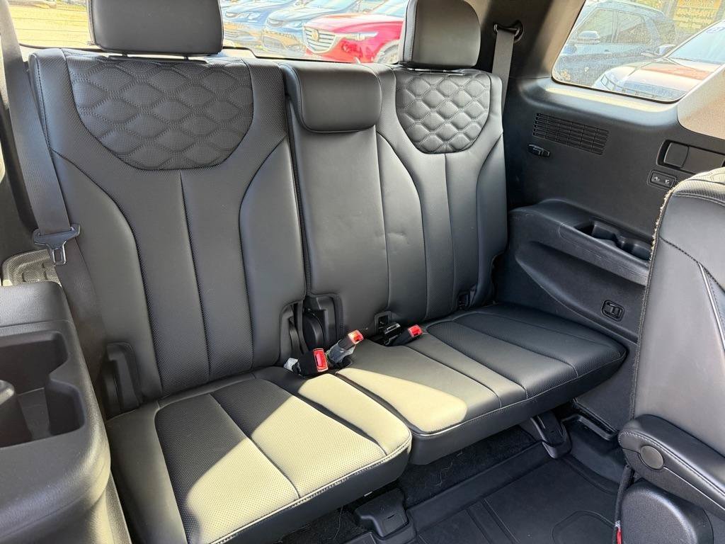 Used 2021 Hyundai Palisade Limited FWD image 12