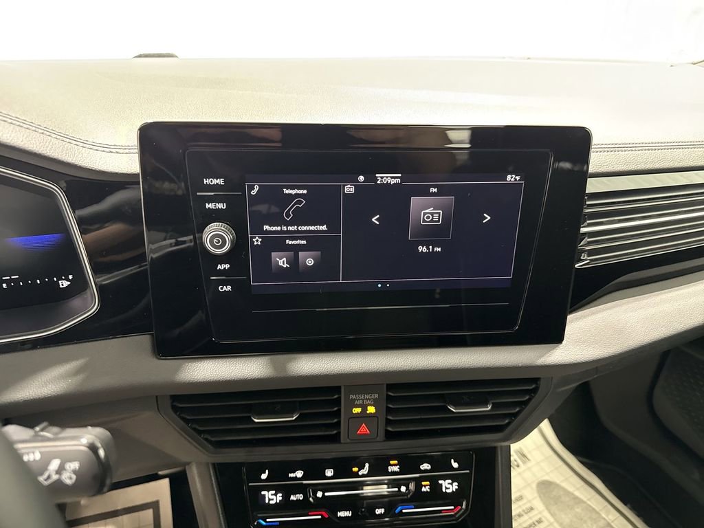 Used 2025 Volkswagen Jetta Sport FWD image 14
