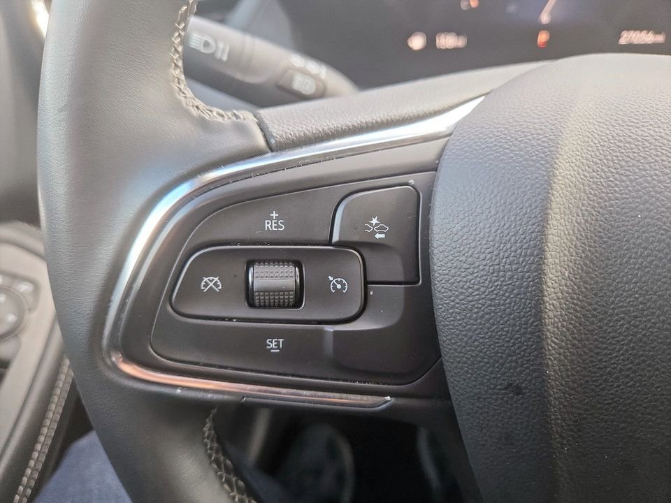 Used 2025 Buick Encore GX Preferred image 18