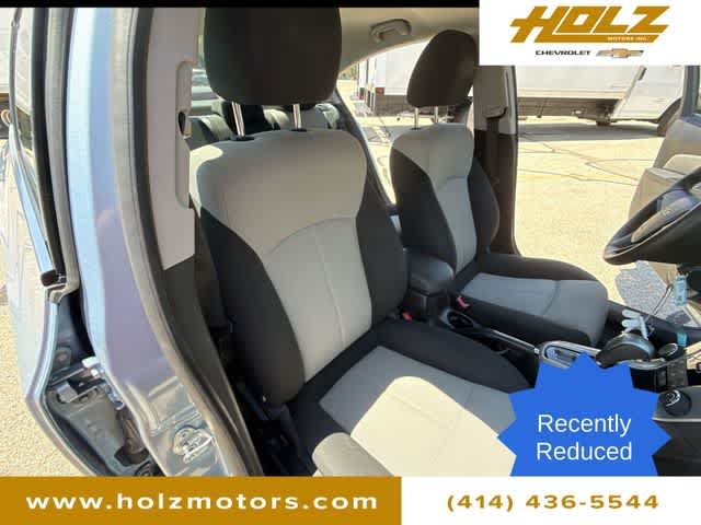 Certified 2011 Chevrolet Cruze LS FWD image 24