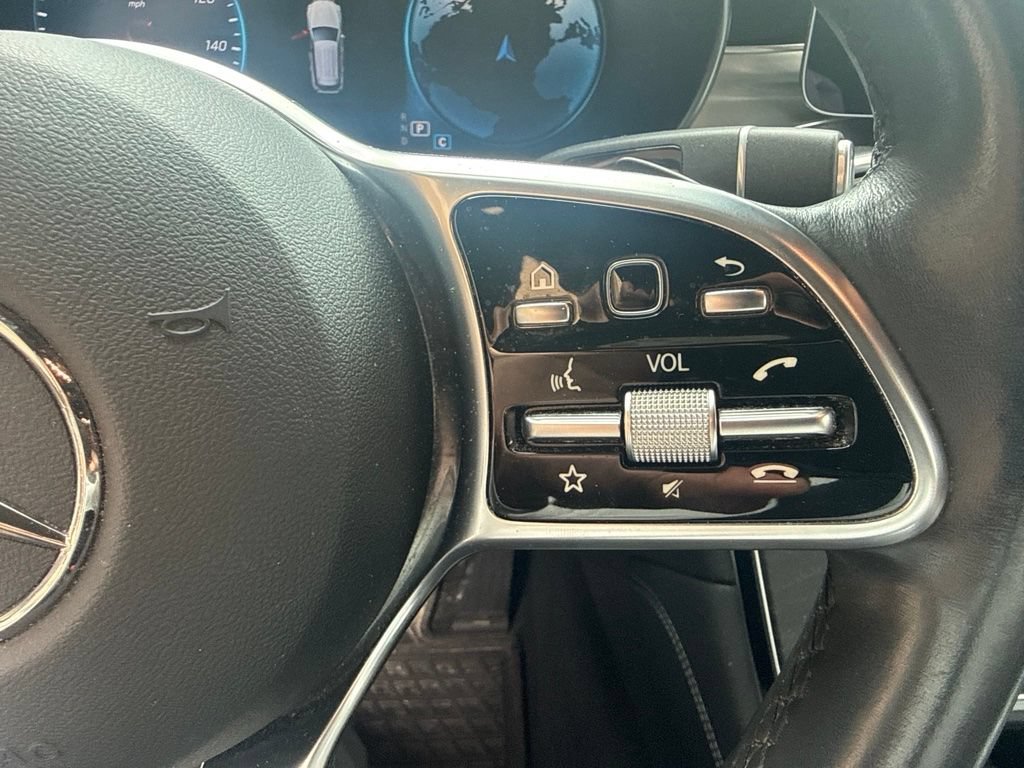 Used 2020 Mercedes-Benz GLC 300 4MATIC image 18