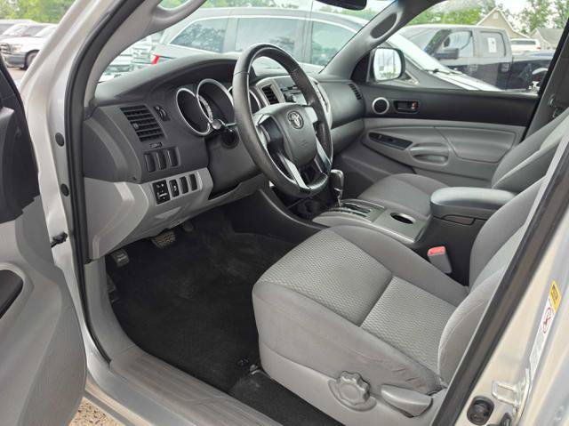 Used 2012 Toyota Tacoma 2WD Access Cab w/ SR5 Pkg image 10
