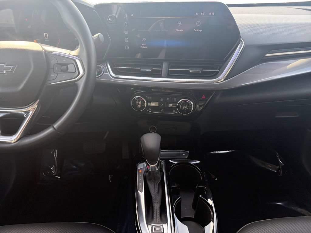 Certified 2025 Chevrolet Trax ACTIV w/ Driver Confidence Package FWD image 15