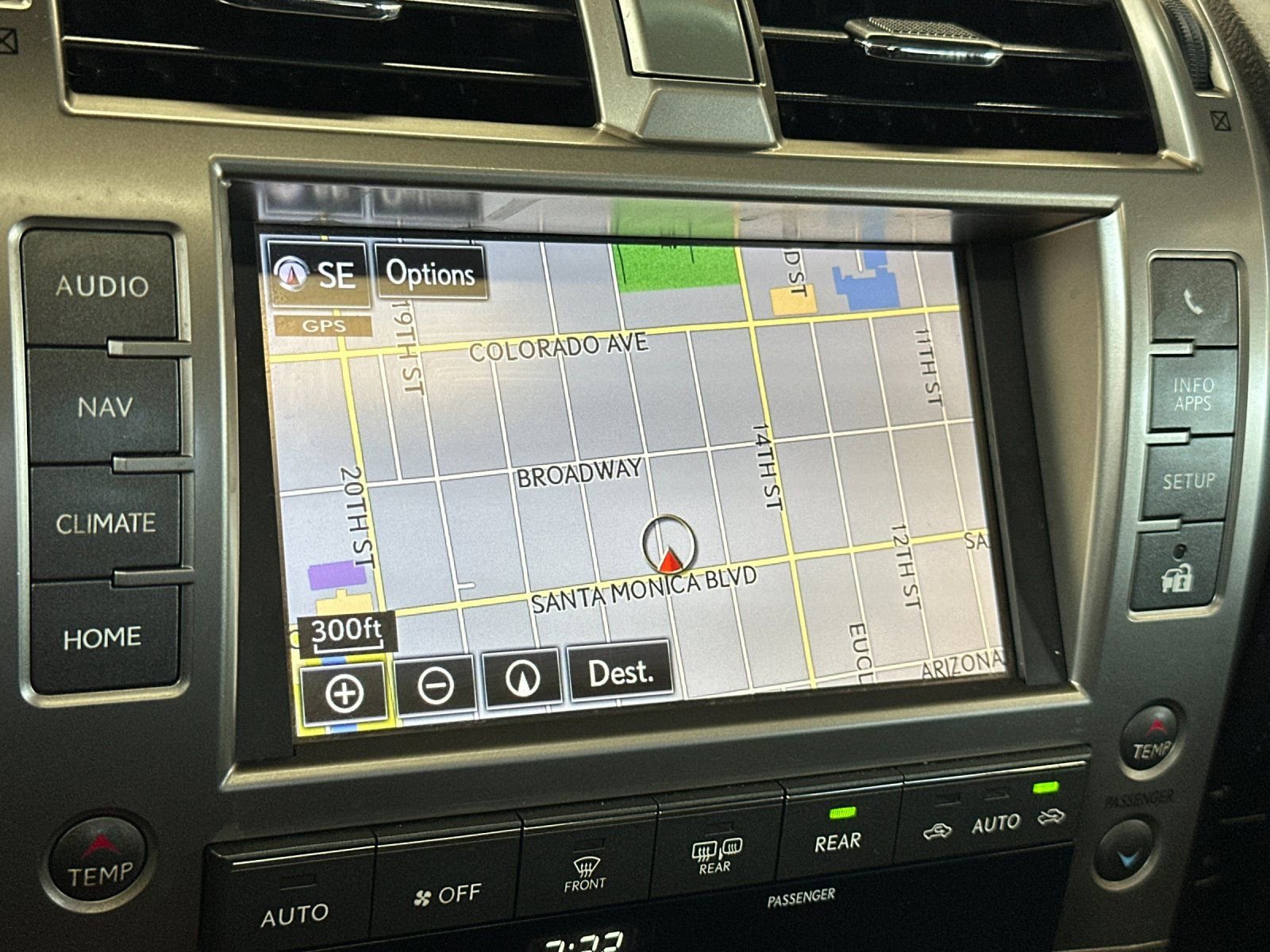 Used 2016 Lexus GX 460 w/ Premium Package AWD/4WD image 22