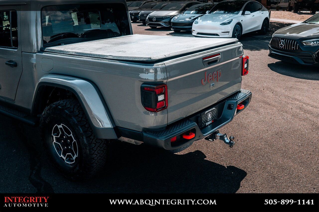 Used 2020 Jeep Gladiator Mojave AWD/4WD image 14