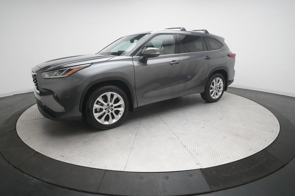 Used 2023 Toyota Highlander Limited