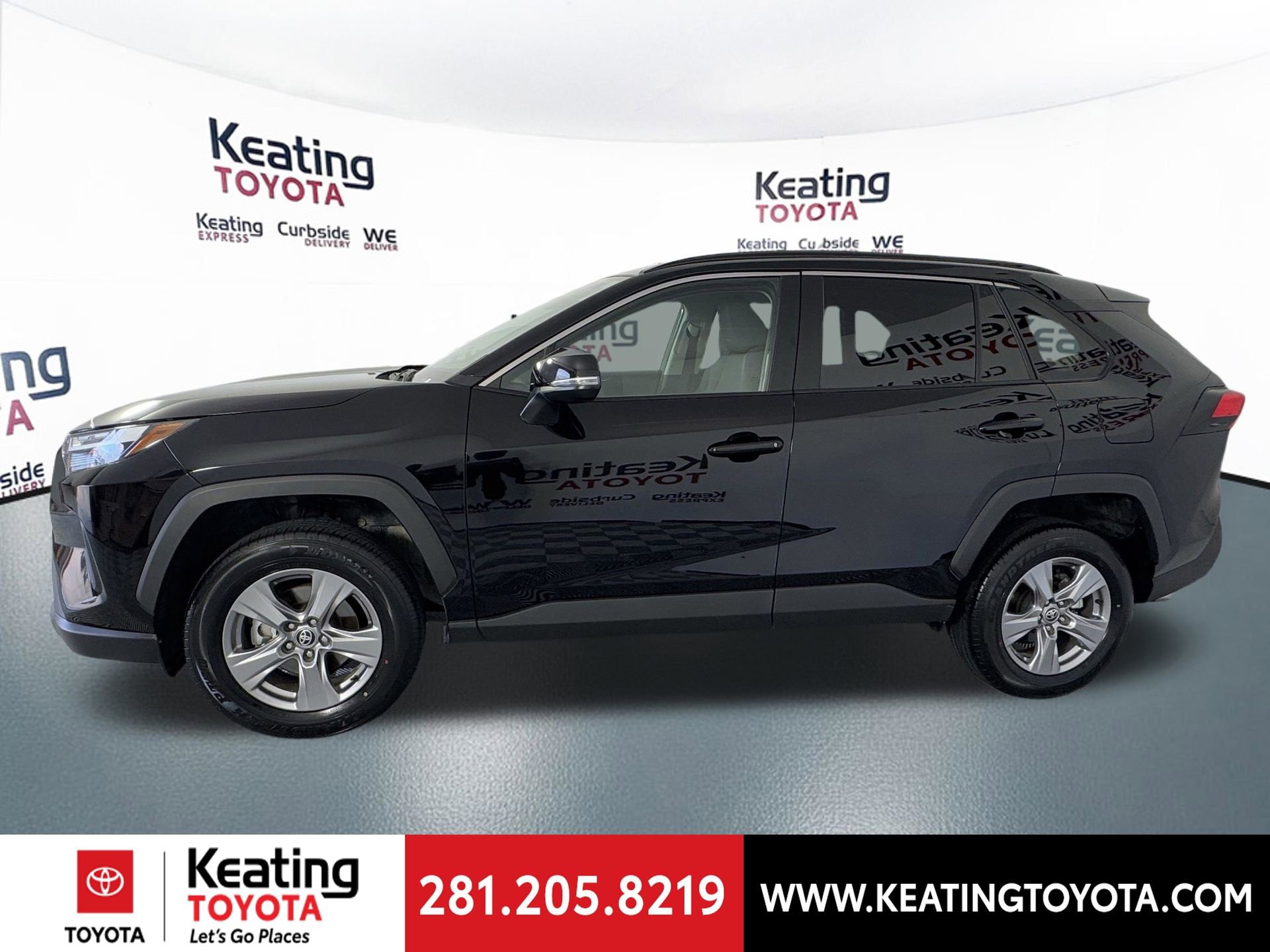 Certified 2025 Toyota RAV4 XLE FWD image 9