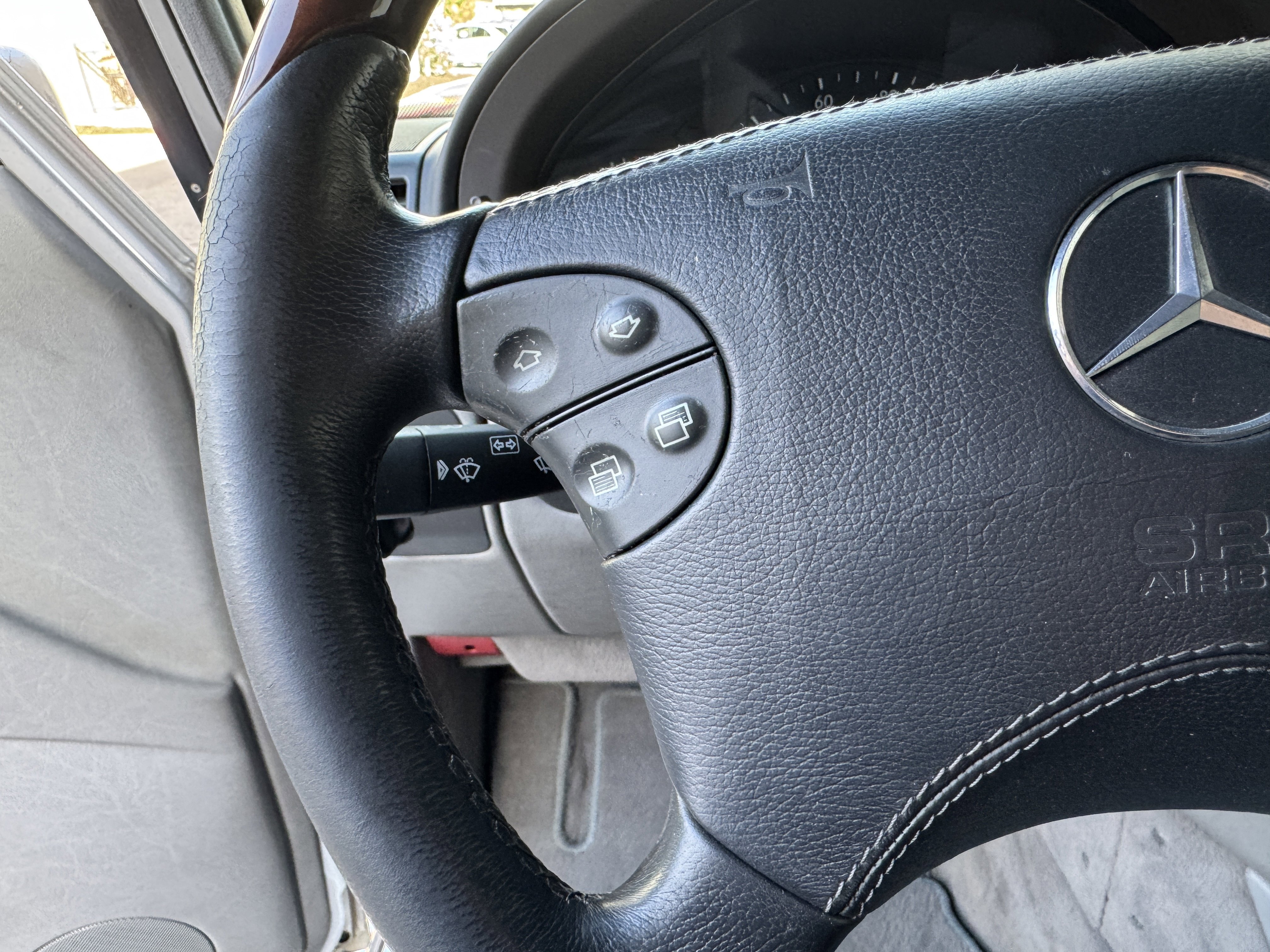 Used 2002 Mercedes-Benz G 500 image 25