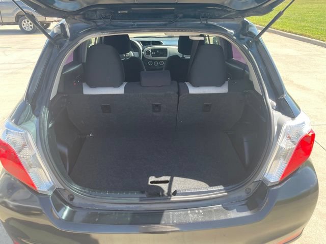 Used 2012 Toyota Yaris LE FWD image 19