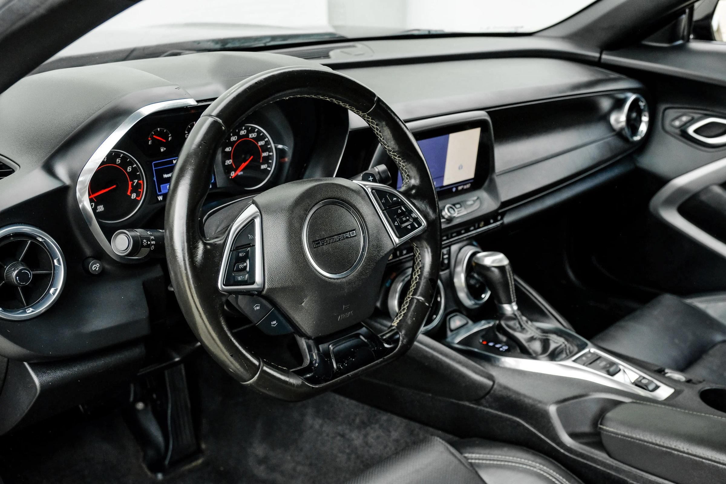 Used 2019 Chevrolet Camaro LT RWD image 22