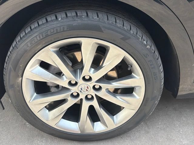 Used 2023 Buick Envision Avenir AWD/4WD image 10