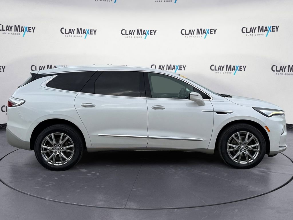Used 2023 Buick Enclave Premium w/ Experience Buick Package image 6