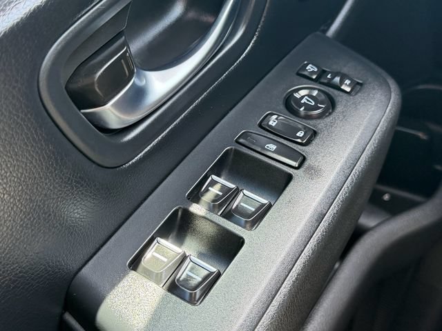 Used 2023 Honda Pilot Elite image 25