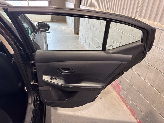 Used 2024 Nissan Sentra SV FWD image 14
