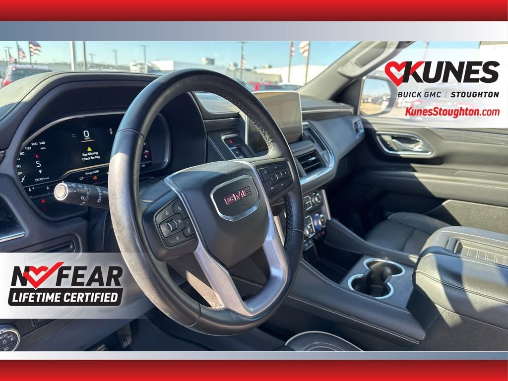 Used 2023 GMC Yukon XL SLT w/ SLT Premium Package AWD/4WD image 25