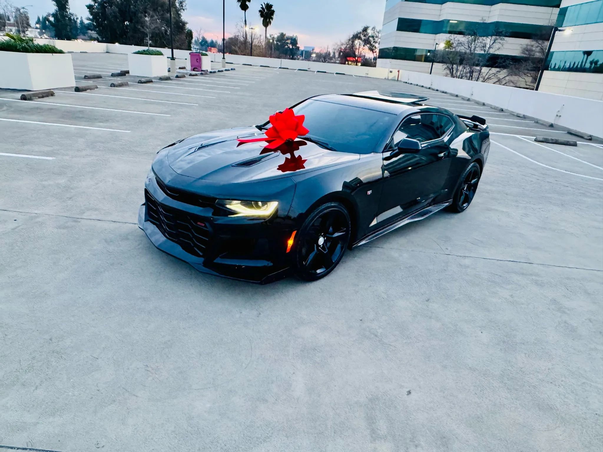 Used 2017 Chevrolet Camaro SS image 12