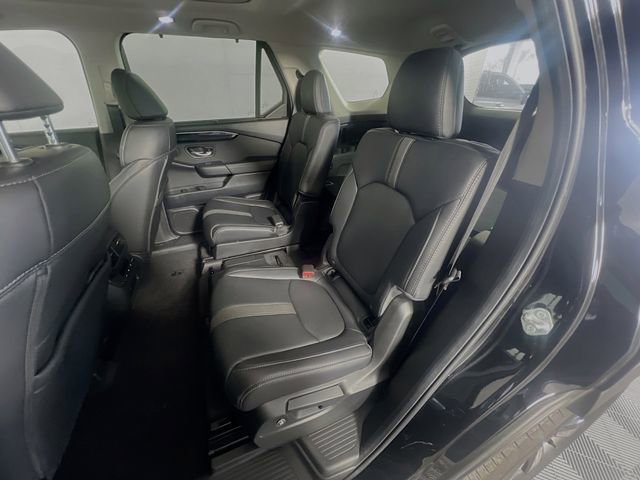 Used 2025 Honda Pilot Touring image 27