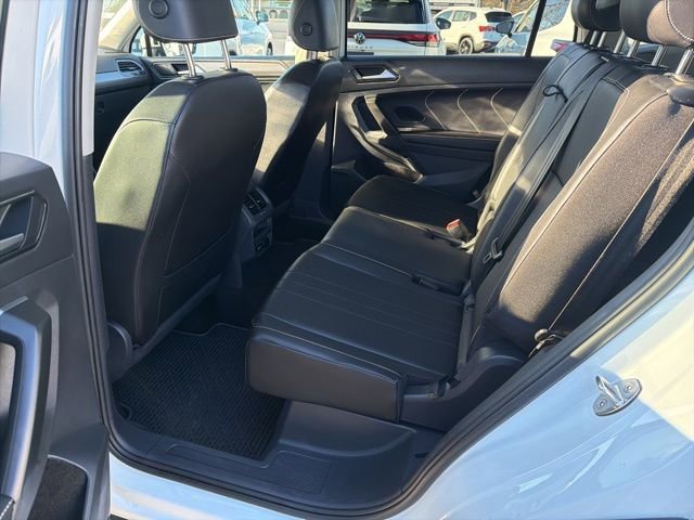 Certified 2023 Volkswagen Tiguan SE image 21