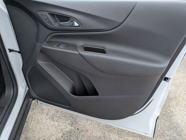 Used 2024 Chevrolet Equinox LT image 31