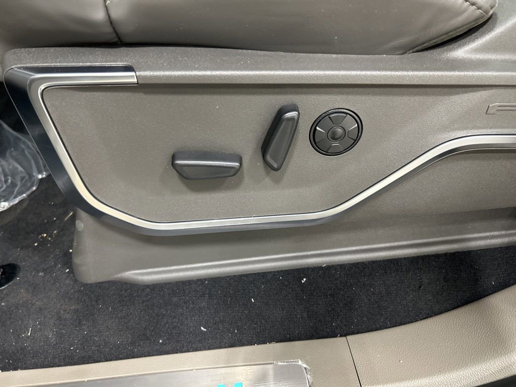 New 2026 Ford F350 Platinum image 10