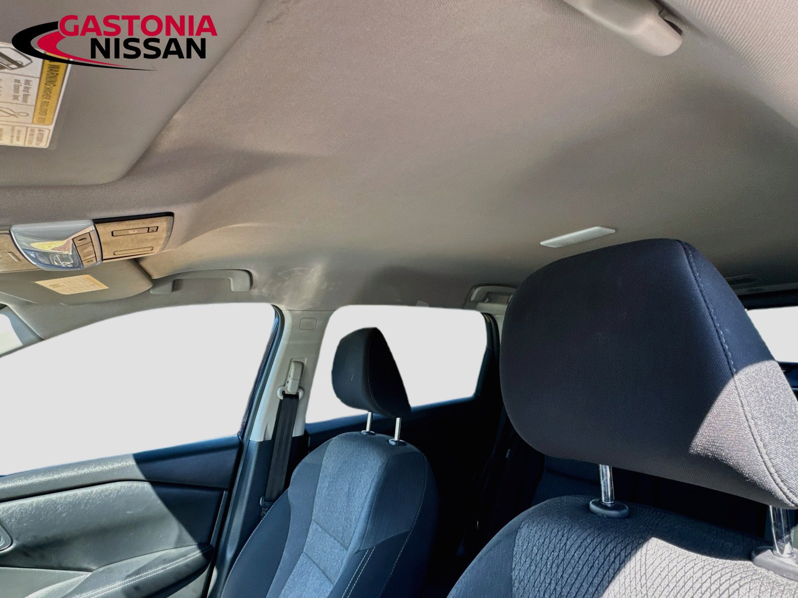 Used 2025 Nissan Rogue SV AWD/4WD image 29