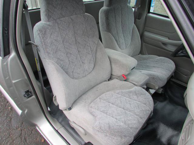 Used 2002 GMC Sonoma SL w/ Marketing Option Pkg image 15