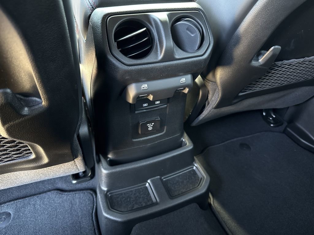 New 2026 Jeep Wrangler Unlimited Rubicon image 25