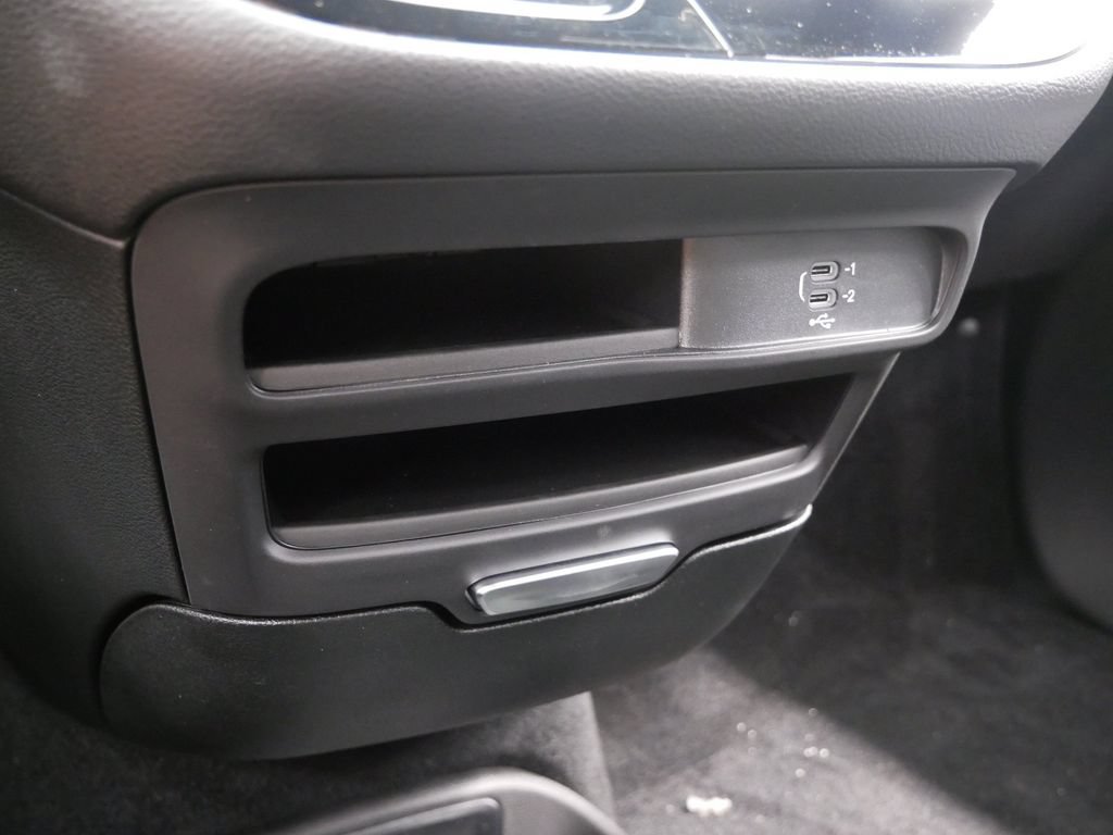New 2027 Chrysler Pacifica Select AWD/4WD image 26