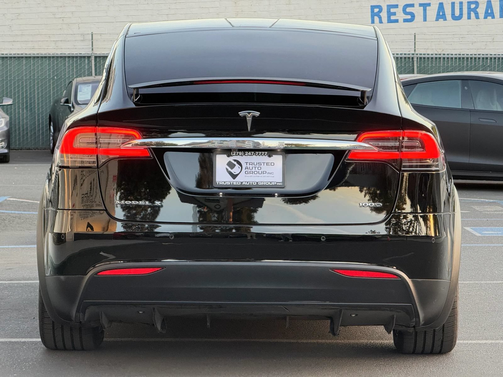 Used 2017 Tesla Model X 100D AWD/4WD image 10