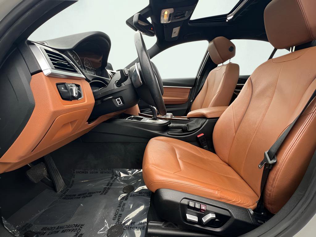 Used 2016 BMW 340i Sedan image 16