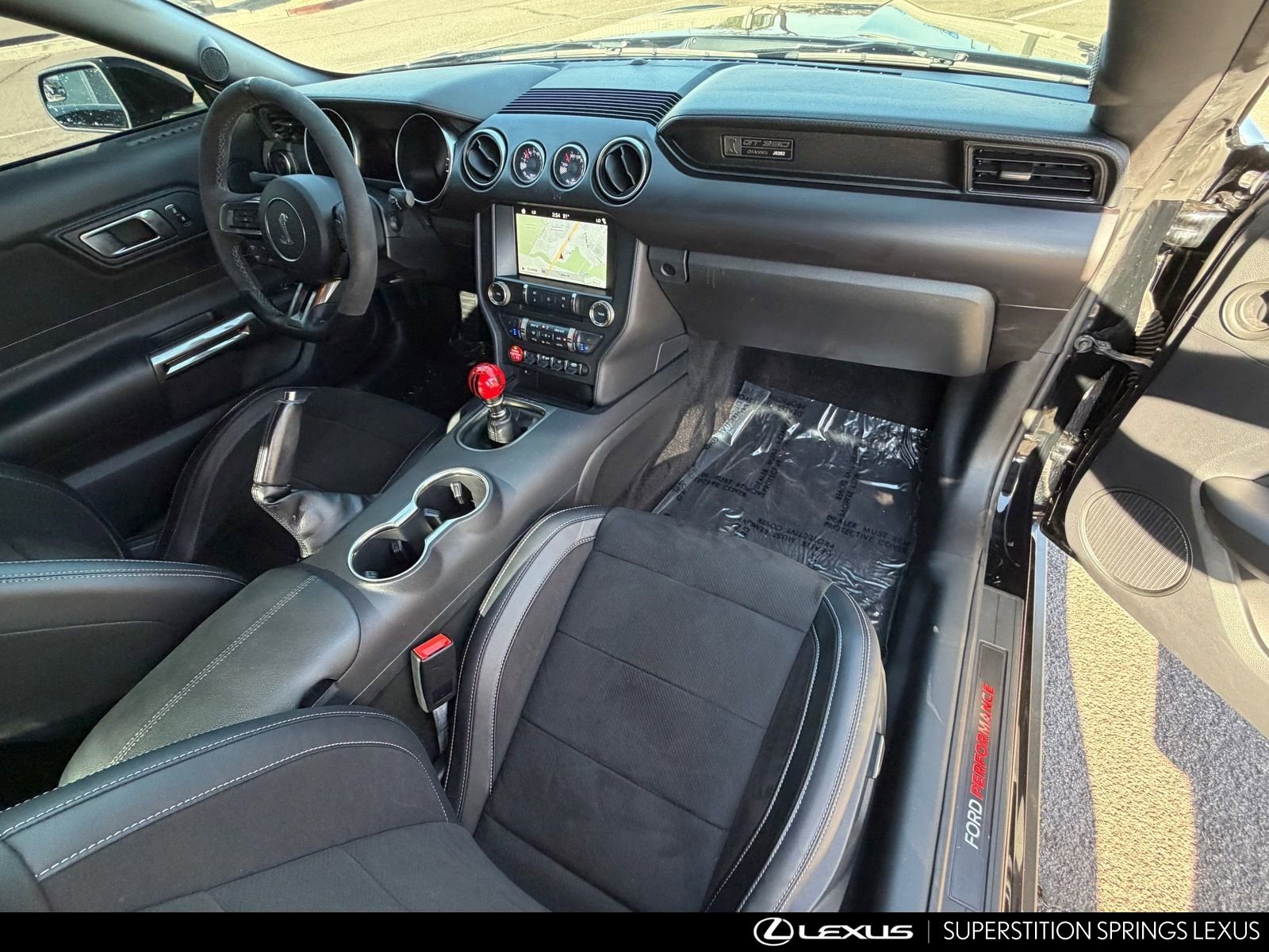 Used 2018 Ford Mustang Shelby GT350 w/ Convenience Package image 11