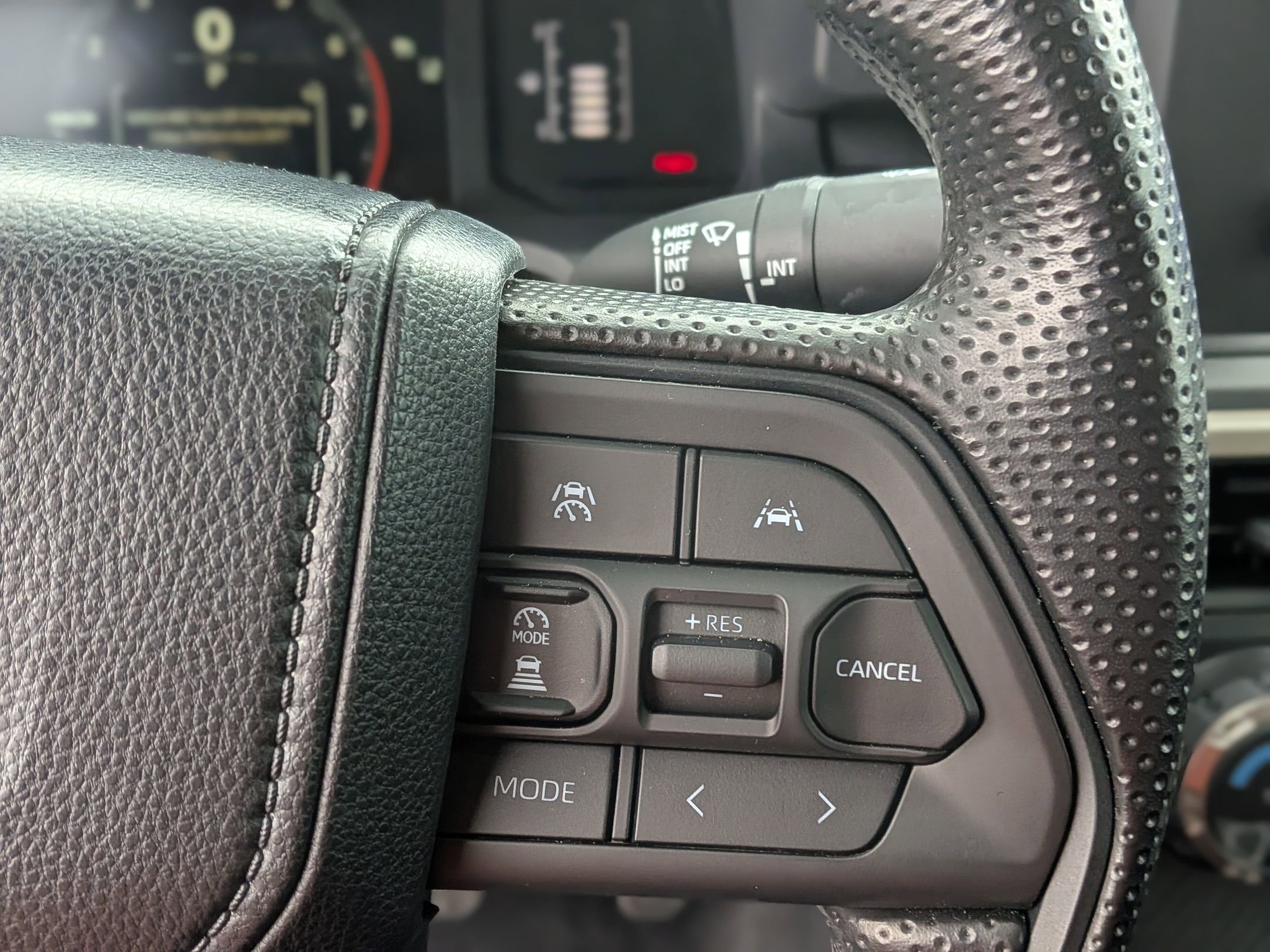 Used 2025 Toyota Tacoma SR image 23