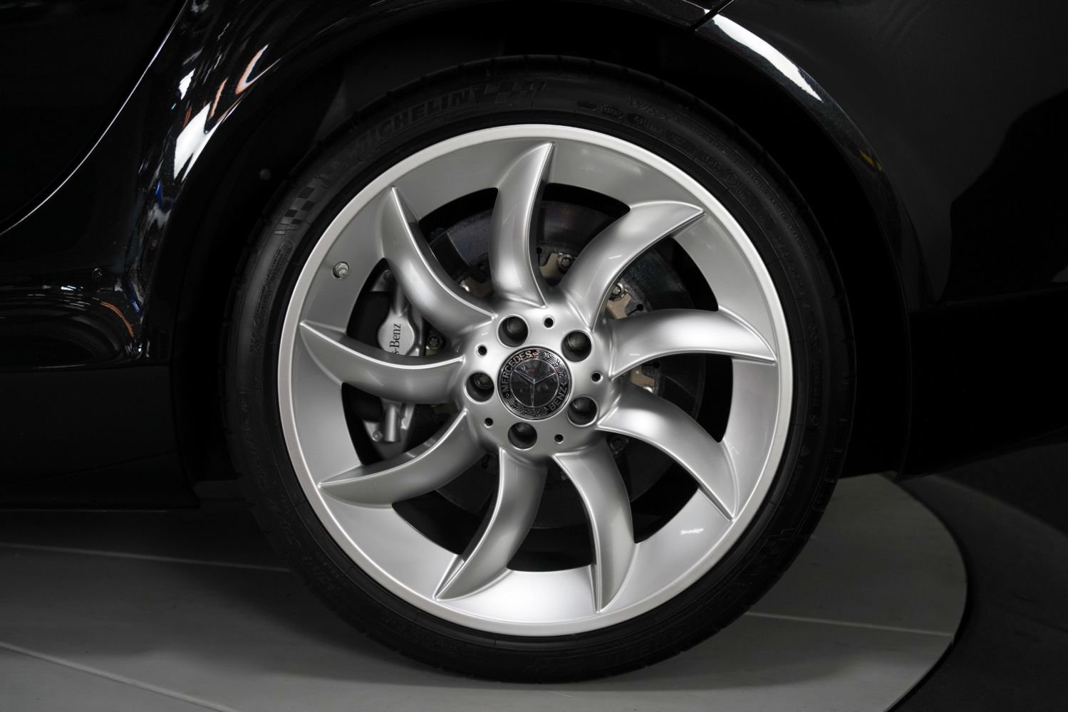 Used 2006 Mercedes-Benz SLR image 18